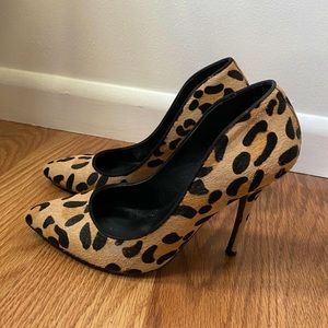 Leopard Print Steve Madden Pumps | size 7.5